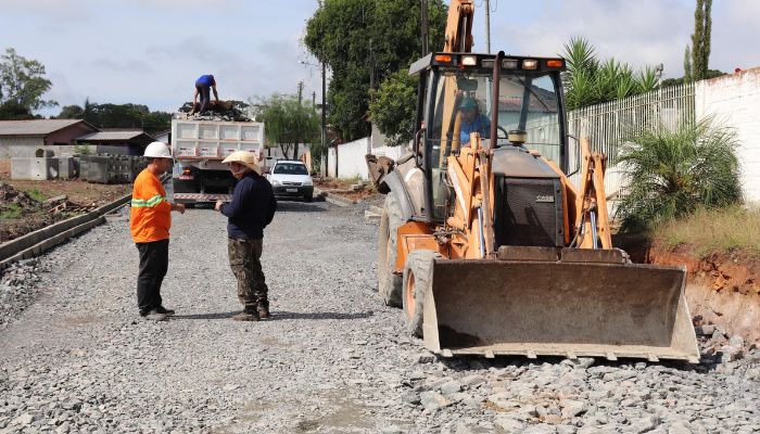 Obras de pavimentação do Asfalto Novo, Vida Nova avançam em todo o Paraná